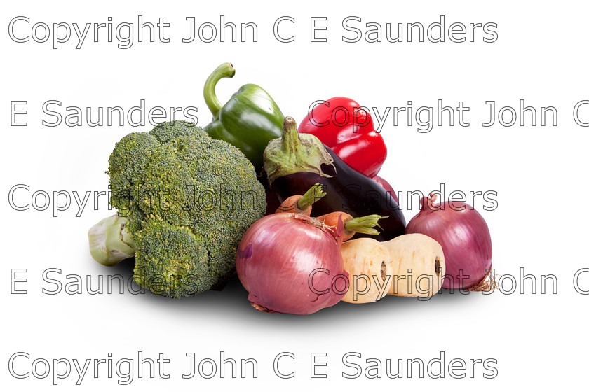 IMG 1051a 
 Assorted fresh vegetables isolated on white 
 Keywords: vegetables,vegetable,isolated,white,background,carrot,carrots,aubergine,parsnip,broccoli,onions,onion,fresh,raw,food,ingredient,healthy,nutrition