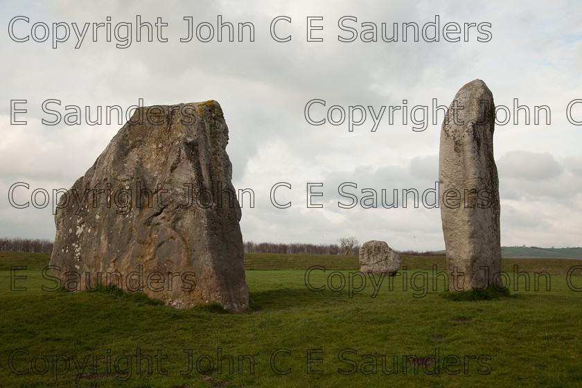 IMG 8676 
 Avebury stones 03 
 Keywords: Avebury,stones,rock,neolithic,prehistoric,Wiltshire,England,sandstone,sarsen stone,landscape,sky,clouds