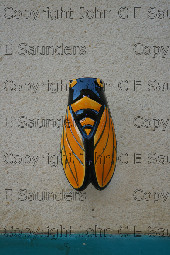 IMG 9236 
 Ceramic cicada 
 Keywords: ceramic,cicada,France,french,insect,wall,decoration,yellow,black