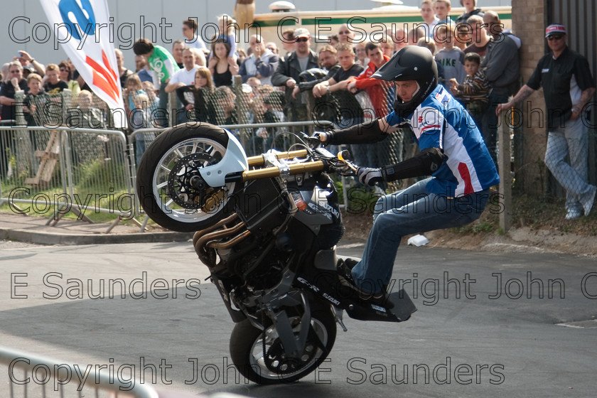 IMG 7960 
 Stunt rider 01 
 Keywords: motorcycle,motorbike,motorcyclist,stunt riding,riding,two wheels,wheelie