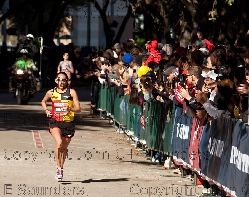 IMG 0497 
 14.09.2012. Houston, Texas, USA. Desiree Davila in action during the US Olympic Marathon Team Trials. 
 Keywords: 2012, run, jog, race, endurance, sport, marathon, team, trials, olympics