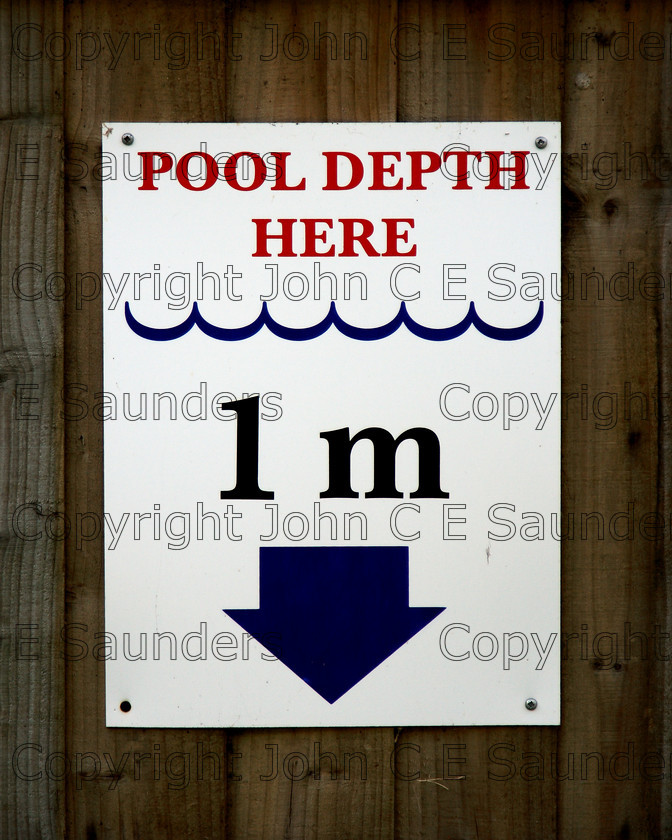 Pool-Depth 
 Pool depth 
 Keywords: sign,warning,pool,depth